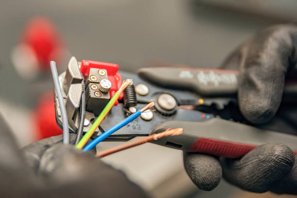 Best Licensed Electrician  in Sun Prairie, MT
